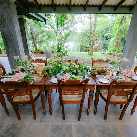 Villa Birdlake Хиккадува Экстерьер фото