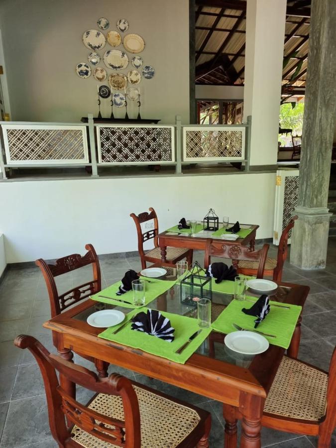 Villa Birdlake Хиккадува Экстерьер фото