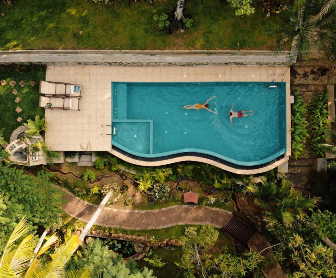 Villa Birdlake Хиккадува Экстерьер фото
