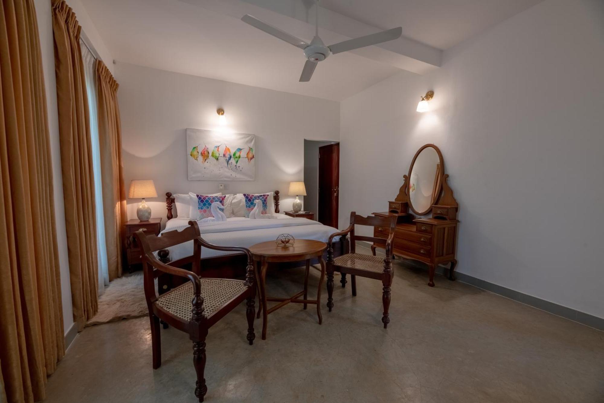 Villa Birdlake Хиккадува Номер фото