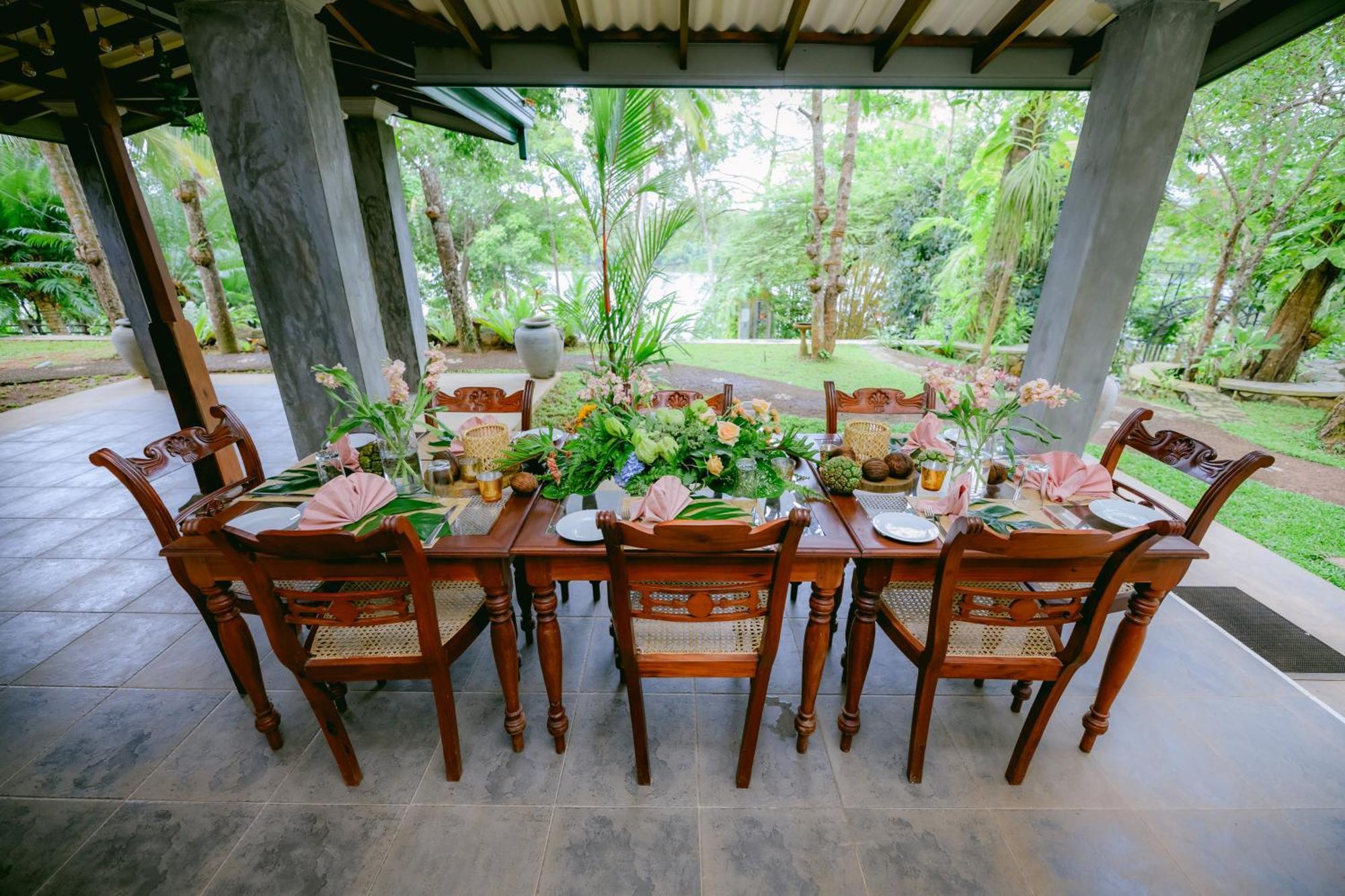 Villa Birdlake Хиккадува Экстерьер фото